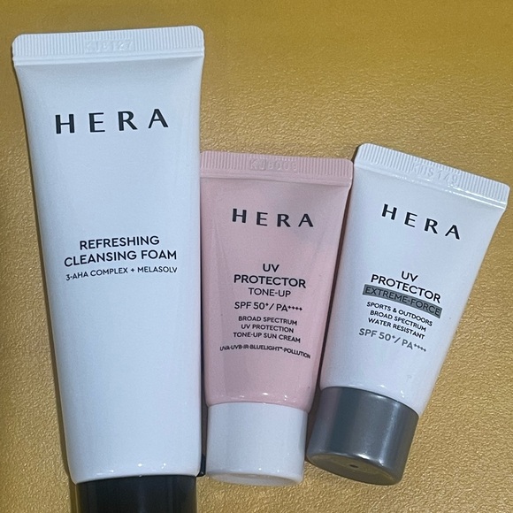 Hera UV Protector To Go Kit Tone Up/Extreme-Force/Refreshing Cleansing. - Picture 2 of 3